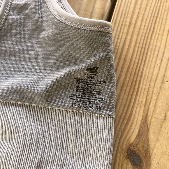 NWOT New Balance Gray Leopard Print Sports Bra - Full Coverage - Women's Medium - Picture 6 of 6